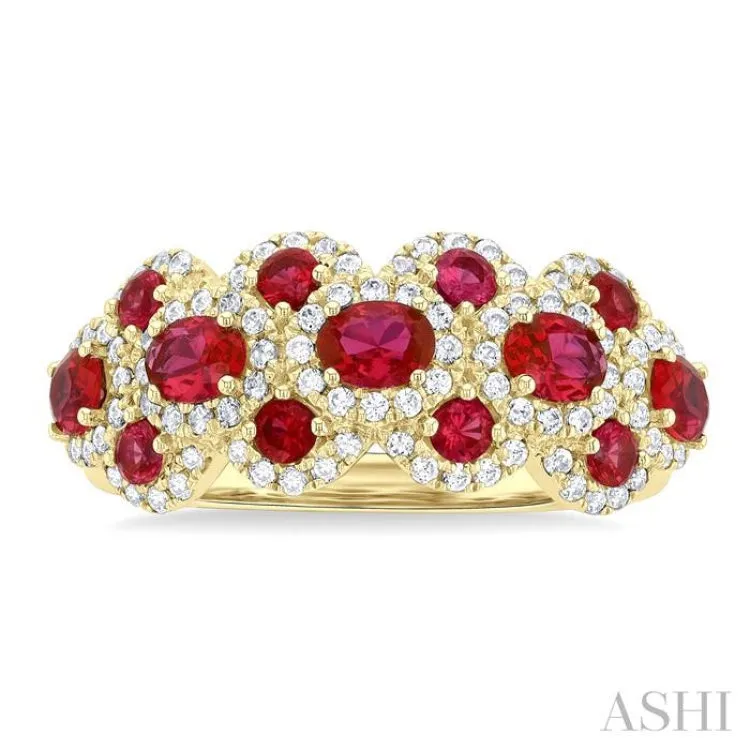 1/2 ctw Scalloped Edge 4X3MM Oval & 2.2MM Round Cut Ruby and Round Cut Diamond Precious Ring in 14K Yellow Gold