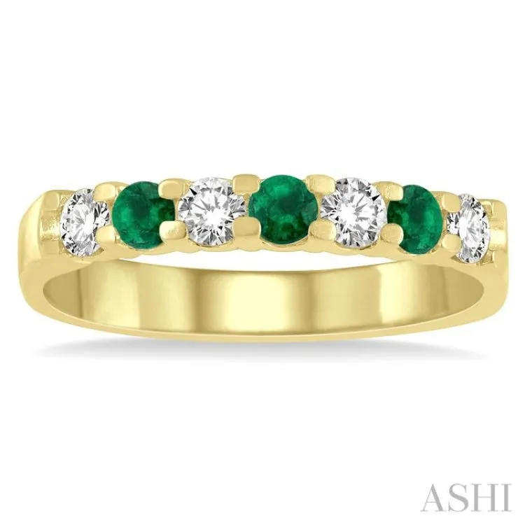 1/4 ctw Round Cut Diamond and 2.6MM Emerald Precious Wedding Band in 14K Yellow Gold