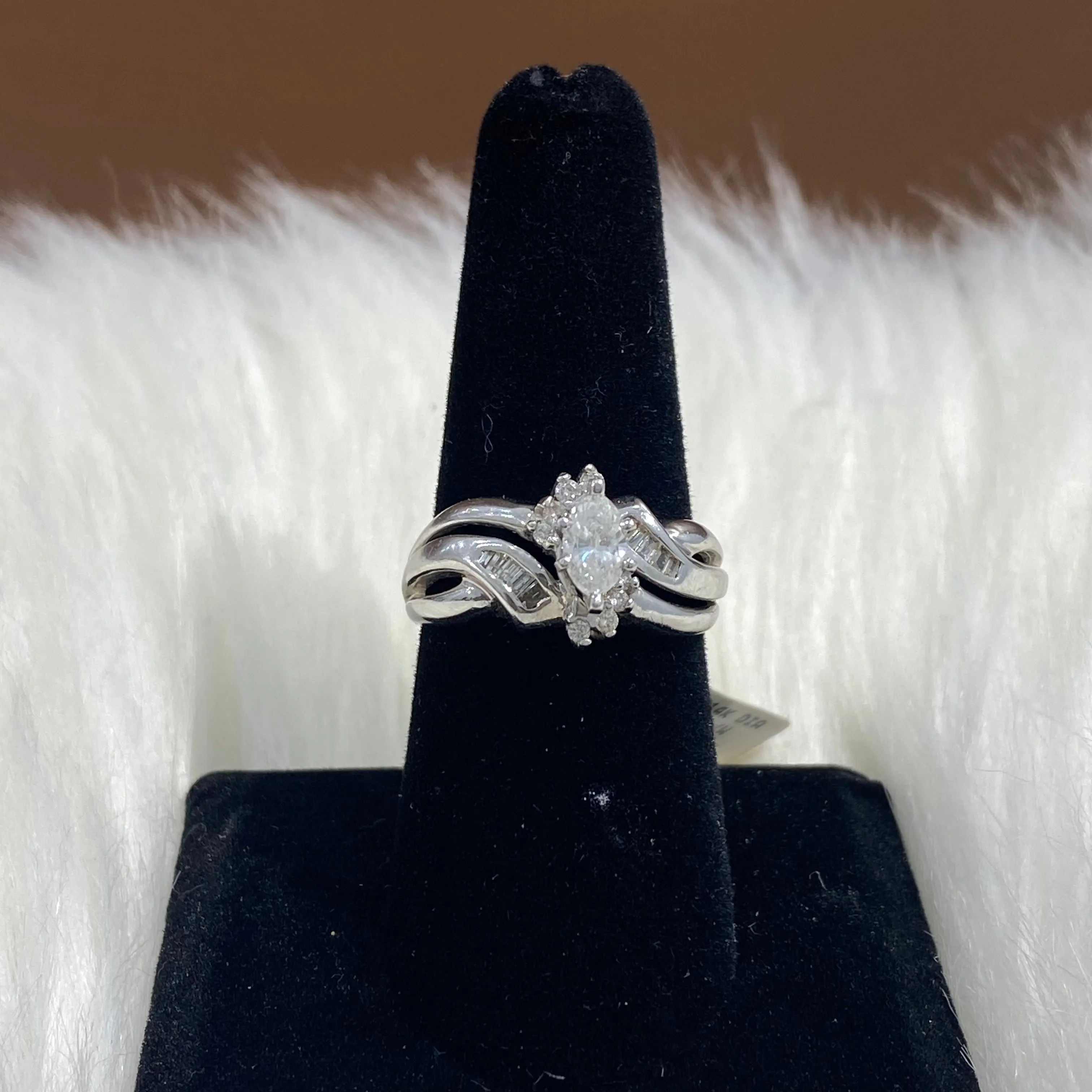 14K White Gold Diamond Fashion Engagement Ring Ct Dia / 5.1gr / Size 8