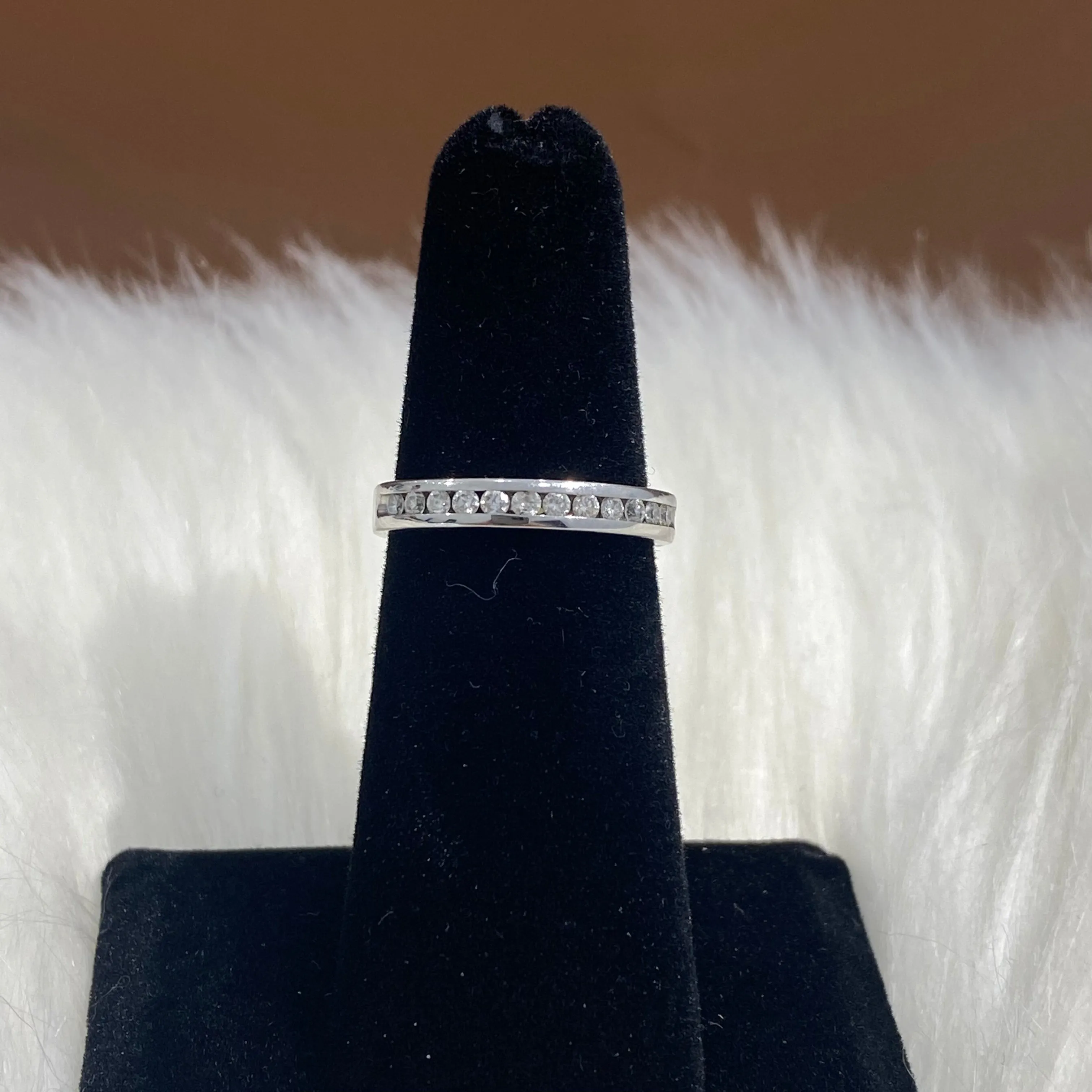 14K White Gold Diamond Luxury Engagement Ring Ct Dia / 3.1gr / Size 5