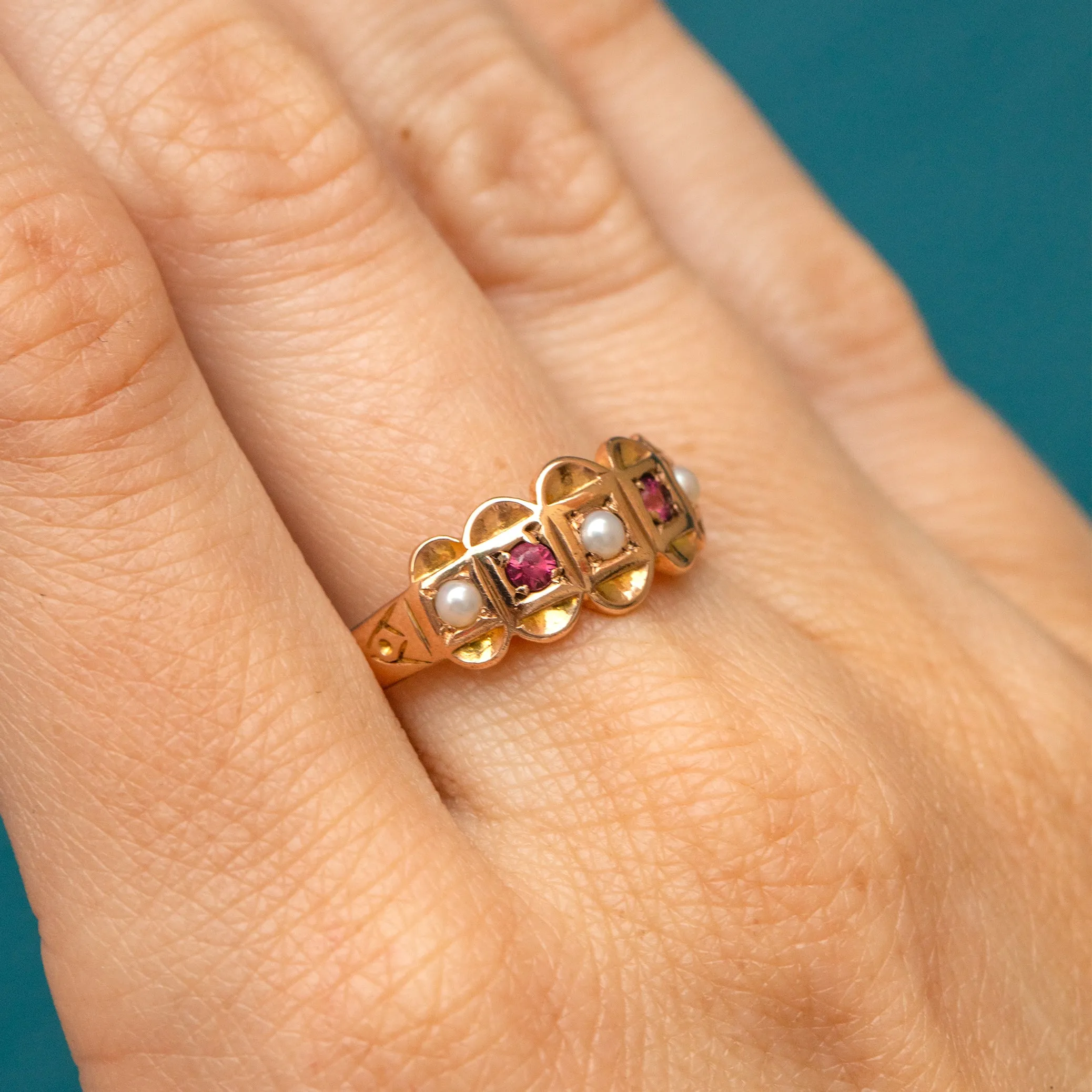 Antique 9ct Gold Garnet Pearl Ring, Scallop Edge