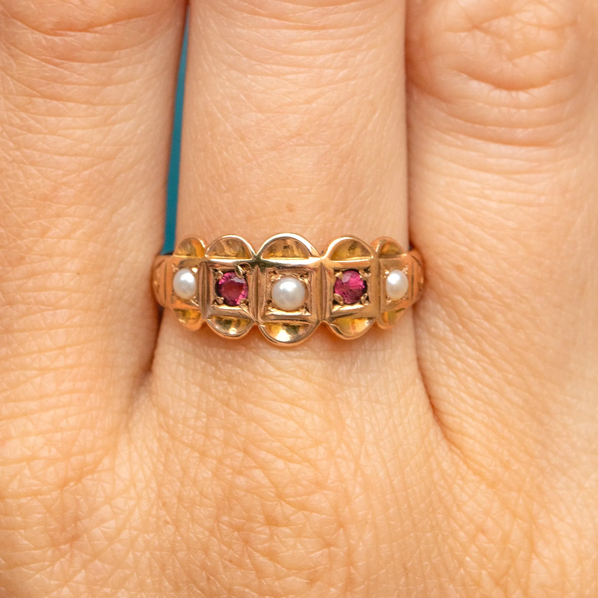 Antique 9ct Gold Garnet Pearl Ring, Scallop Edge