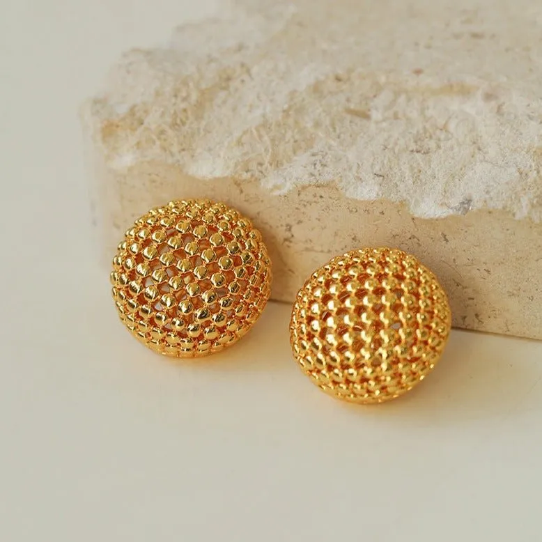 Grid Hollow Simple Gold Stud Earrings