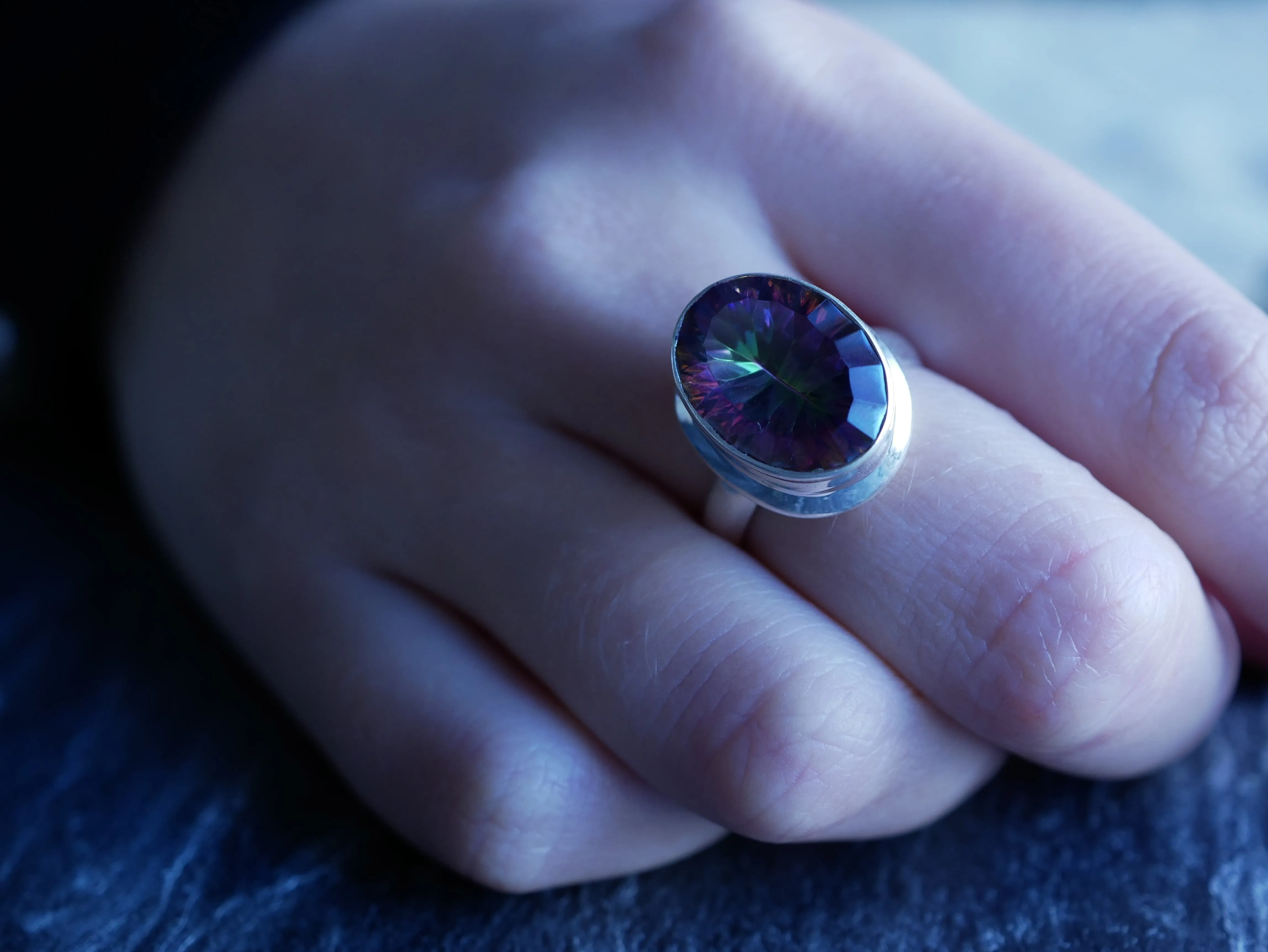 Mystic Topaz Ari Ring - Oval (US 7)