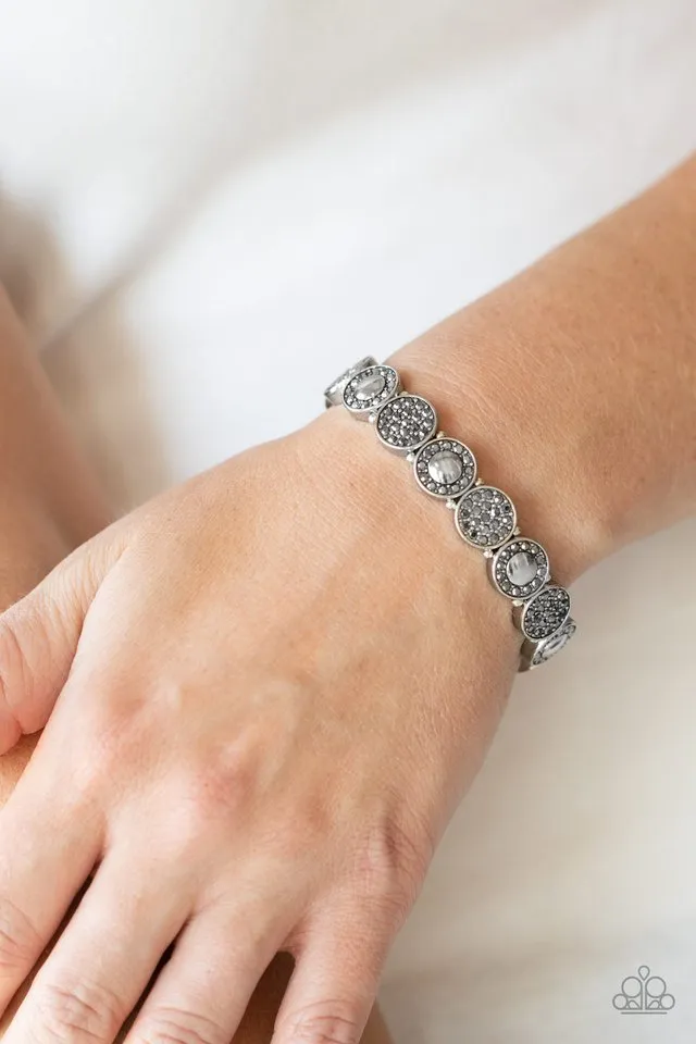 Paparazzi Bracelet ~ Glamour Garden - Silver