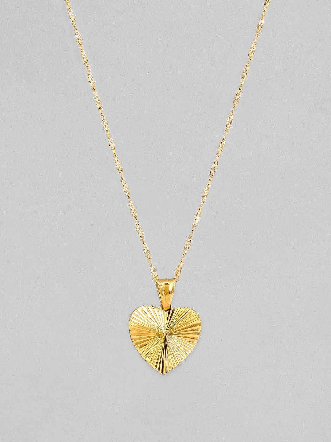 Rubans Voguish 18K Gold Plated Stainless Steel Waterproof Chain With Heart Shape Pendant.