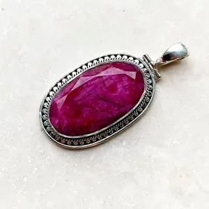 Ruby Quartz Oval Pendant - Tulsi