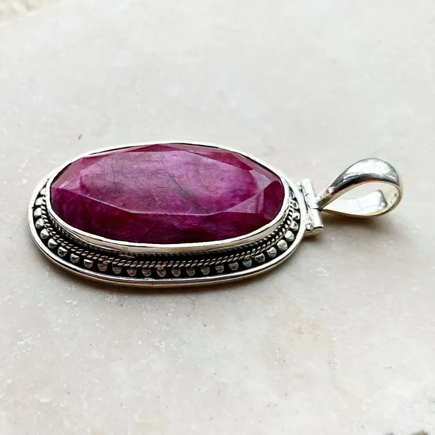 Ruby Quartz Oval Pendant - Tulsi