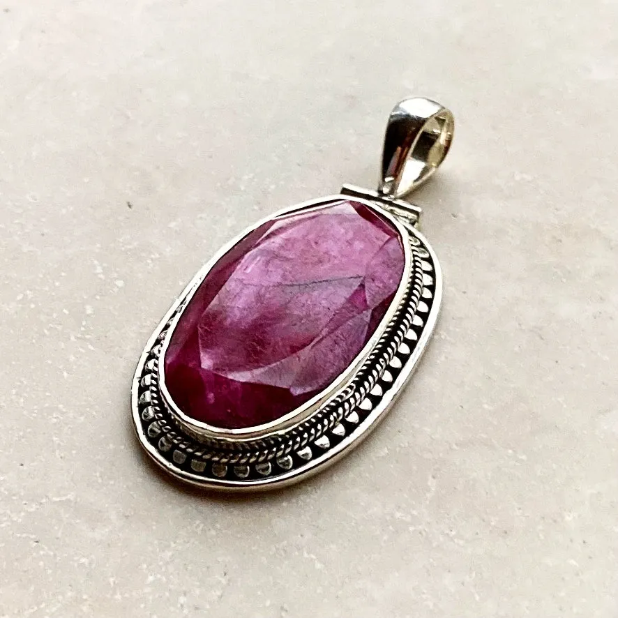 Ruby Quartz Oval Pendant - Tulsi