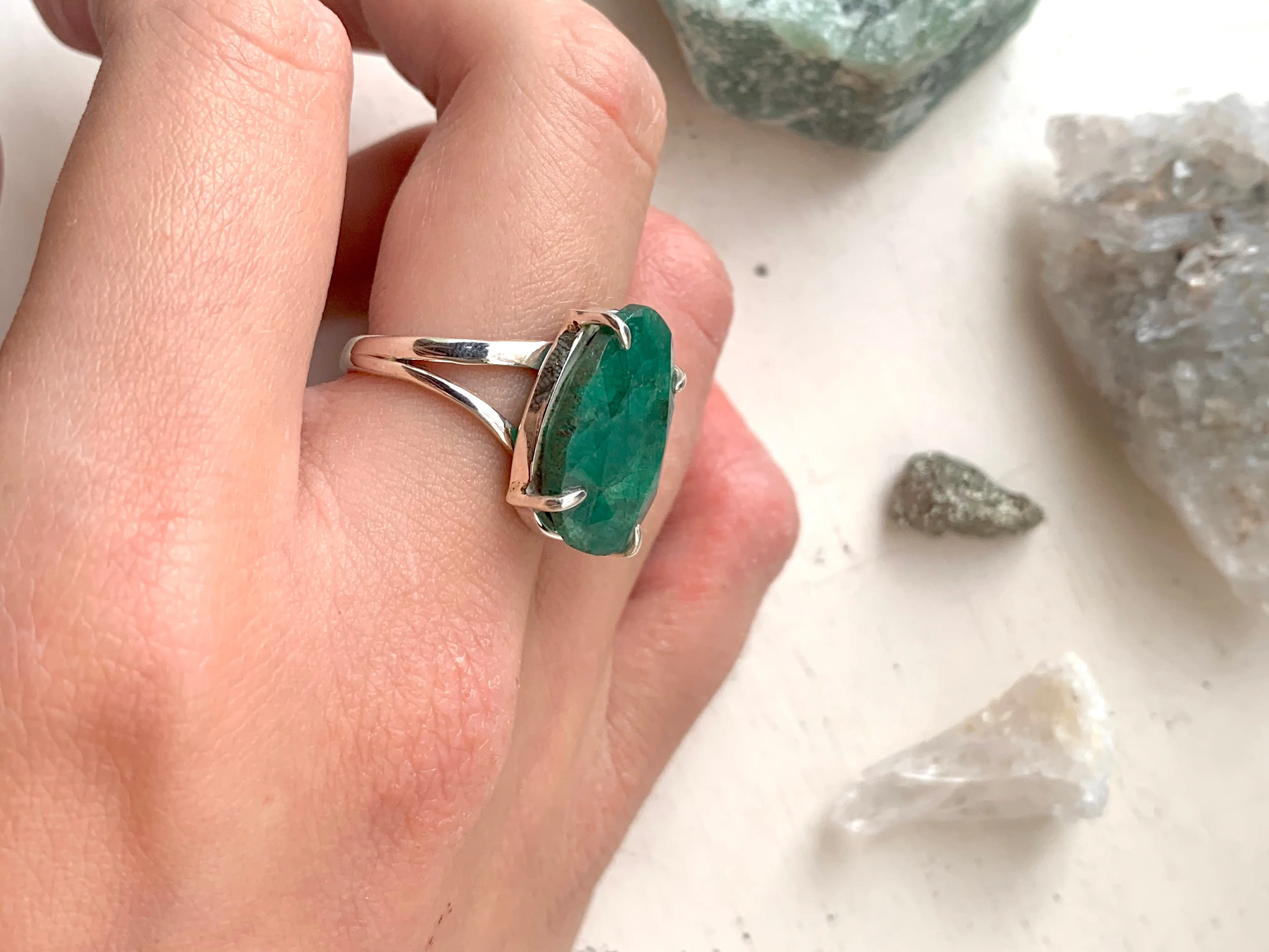 Semi-precious Emerald Sanaa Ring