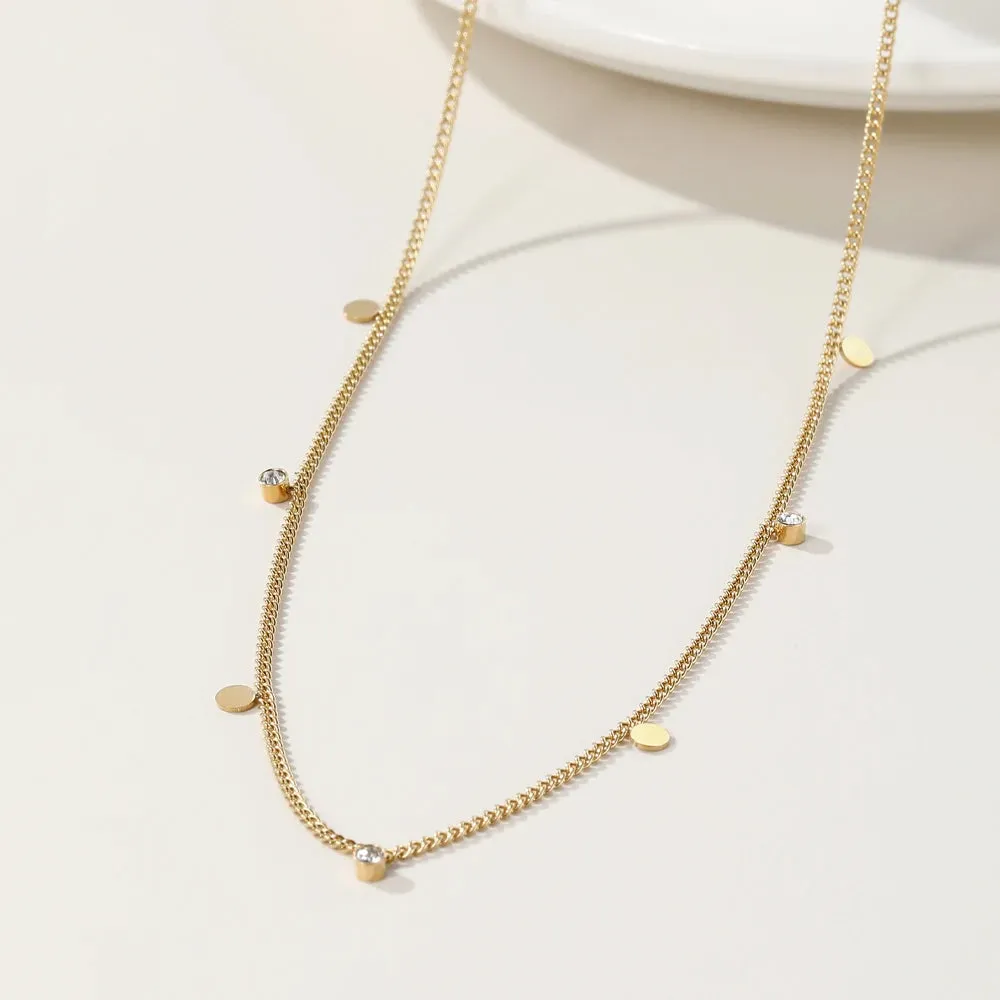 VAIGE Elegant 18K Gold Plated Stainless Steel Short Link Chain Necklace with Geometric Round Pendants – Versatile Jewelry for Any Occasion