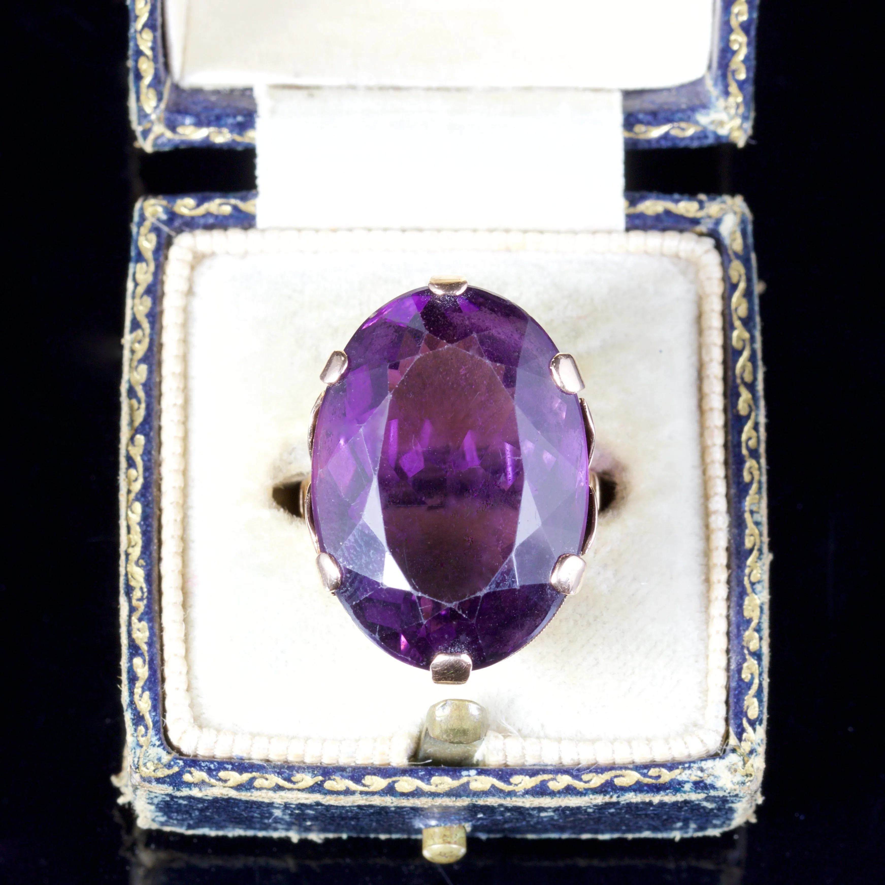 Vintage Large Amethyst Ring 14Ct Gold Circa 1960