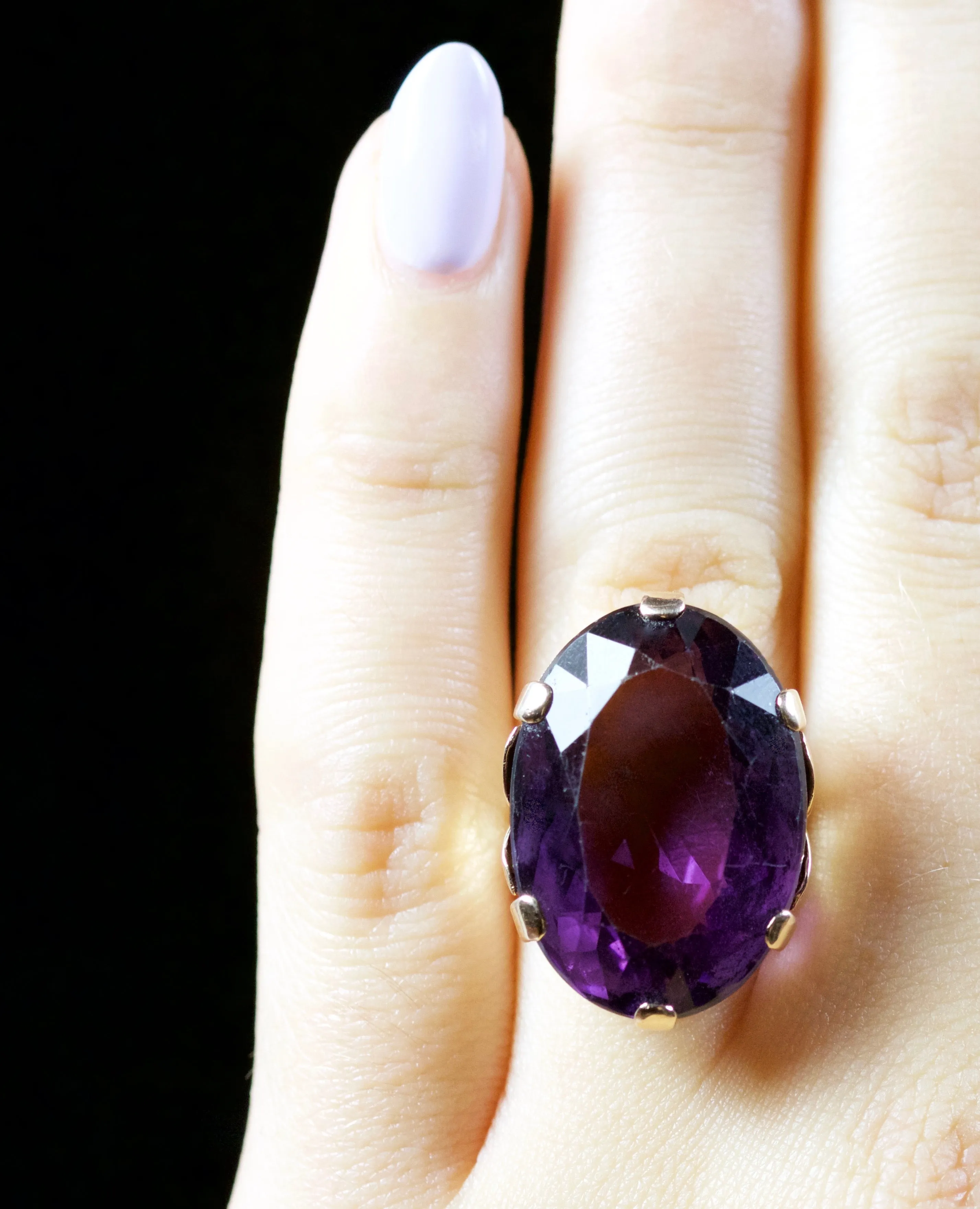 Vintage Large Amethyst Ring 14Ct Gold Circa 1960