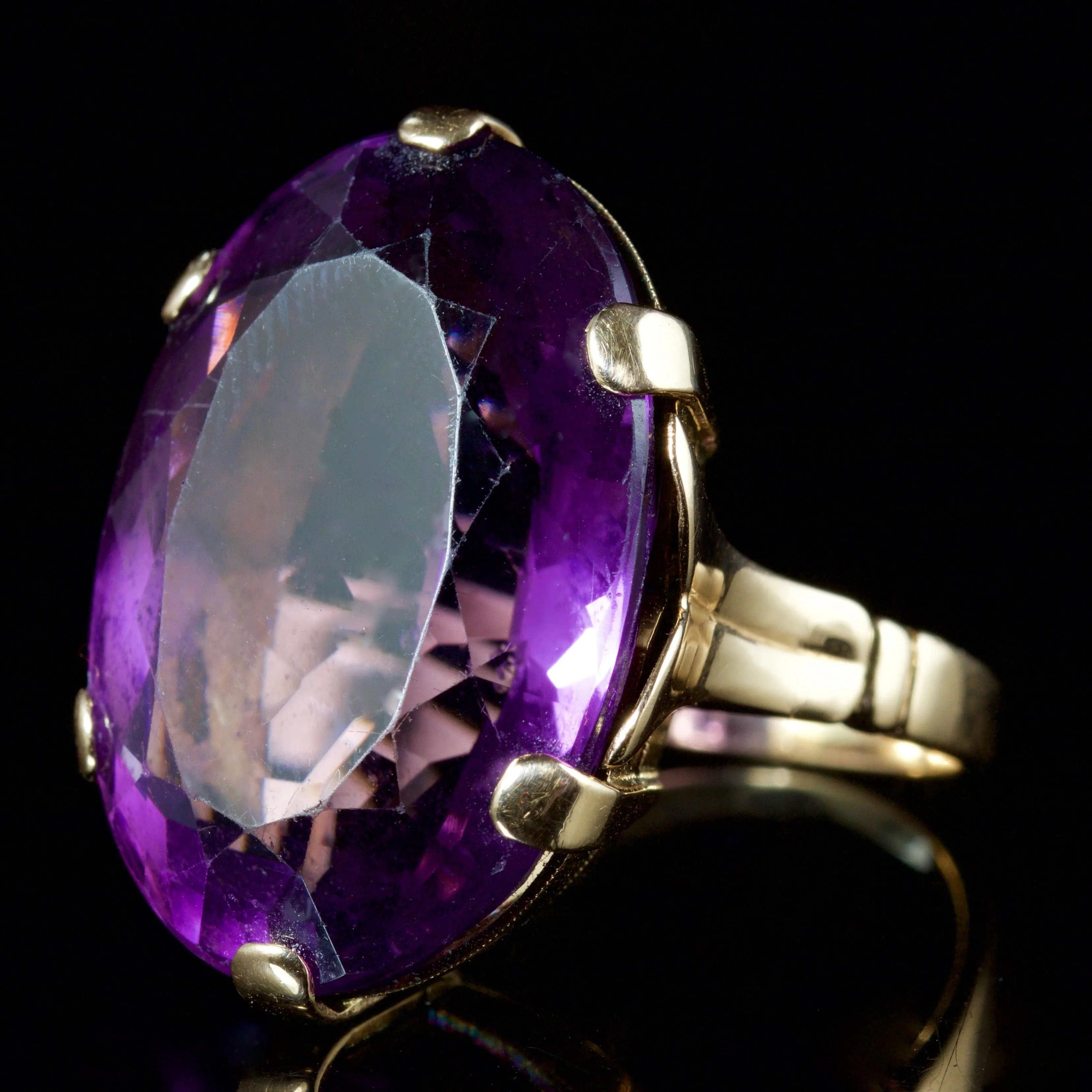 Vintage Large Amethyst Ring 14Ct Gold Circa 1960