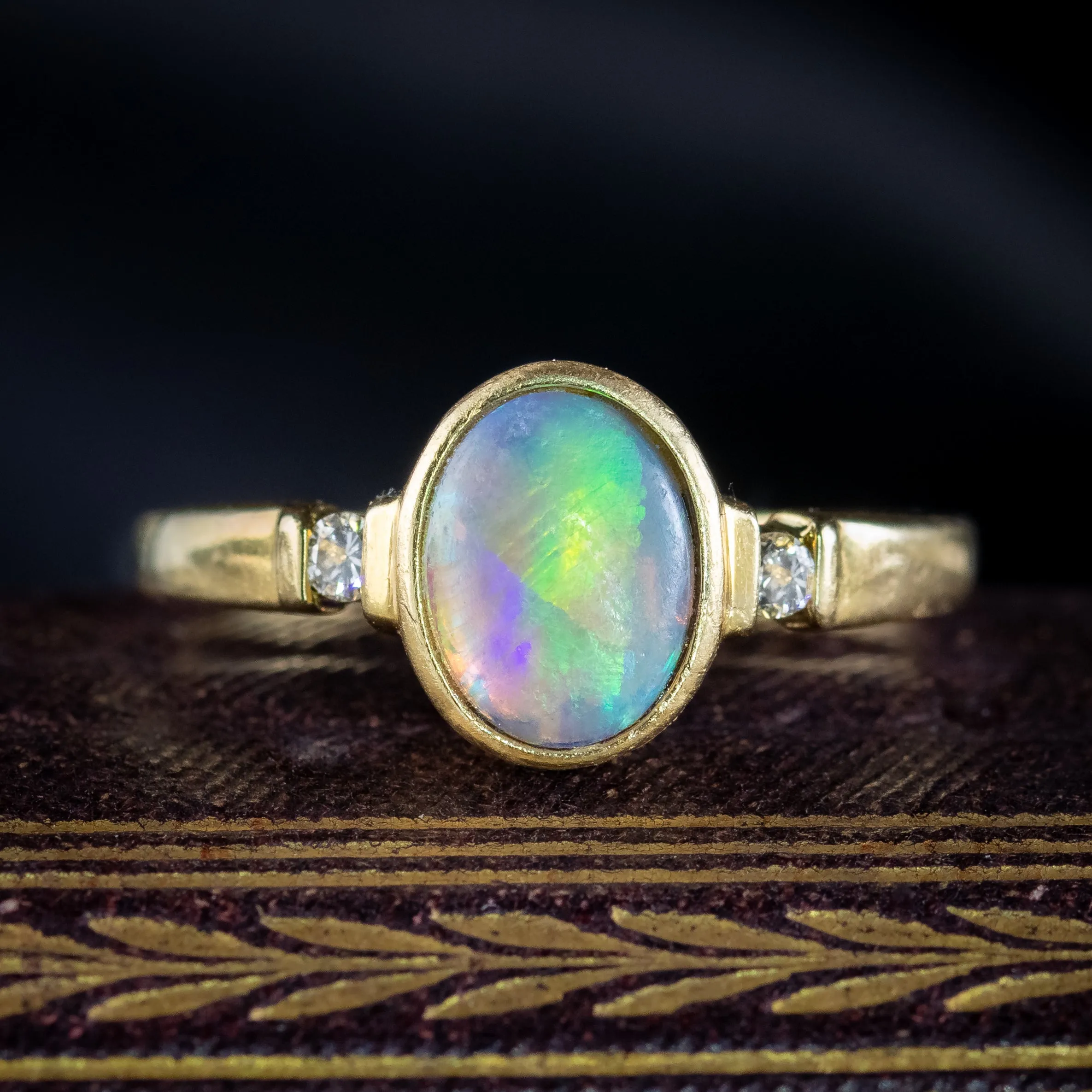 Vintage Opal Diamond Trilogy Ring 1.5ct Opal